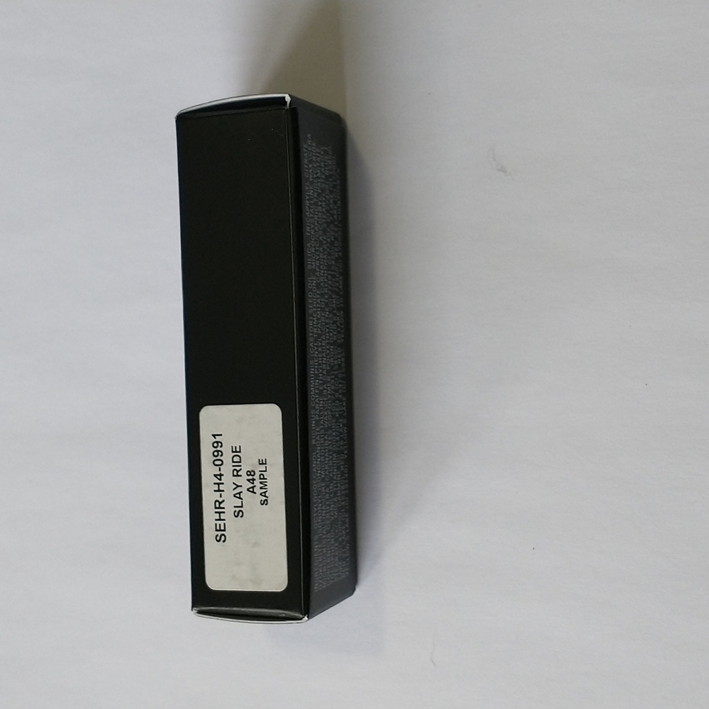 Matte Lipstick - Picture 3 of 4